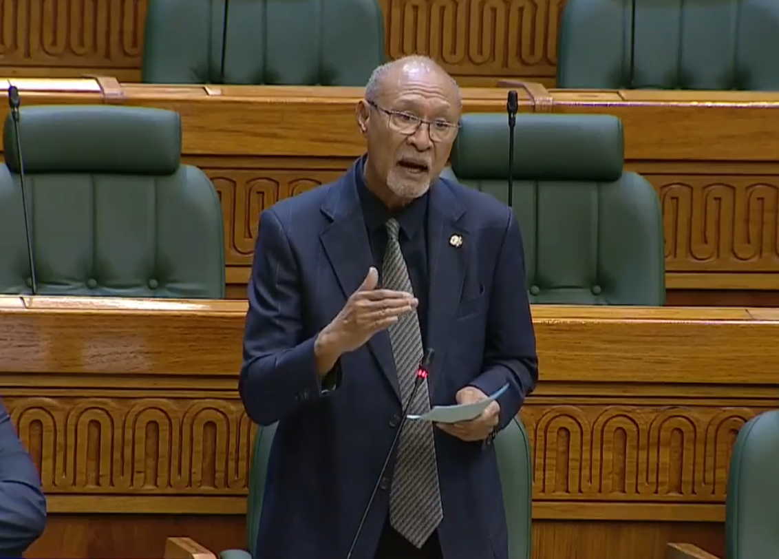 SIR PUKA RAISES PMGH OVERCROWDING CONCERNS IN PARLIAMENT