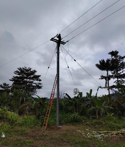 GAGIDU TOWNSHIP LIGHTING UP FINSCHAFEN