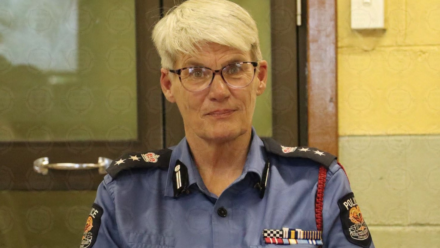 80 ARRESTED, 2 HOUSES BURNT IN DUKE OF YORK COMMUNITY CLASH