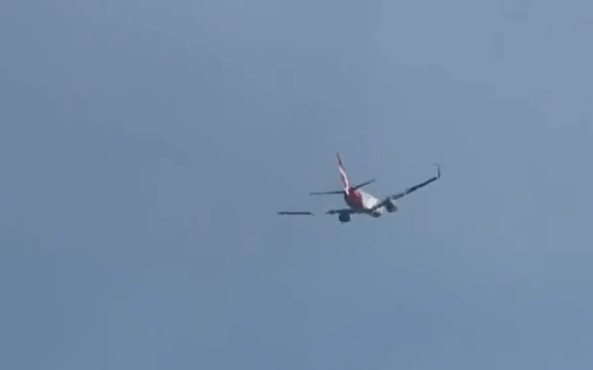 QUEENSTOWN FLIGHT DIVERTS TO CHRISTCHURCH AFTER BIRD STRIKE INCIDENT