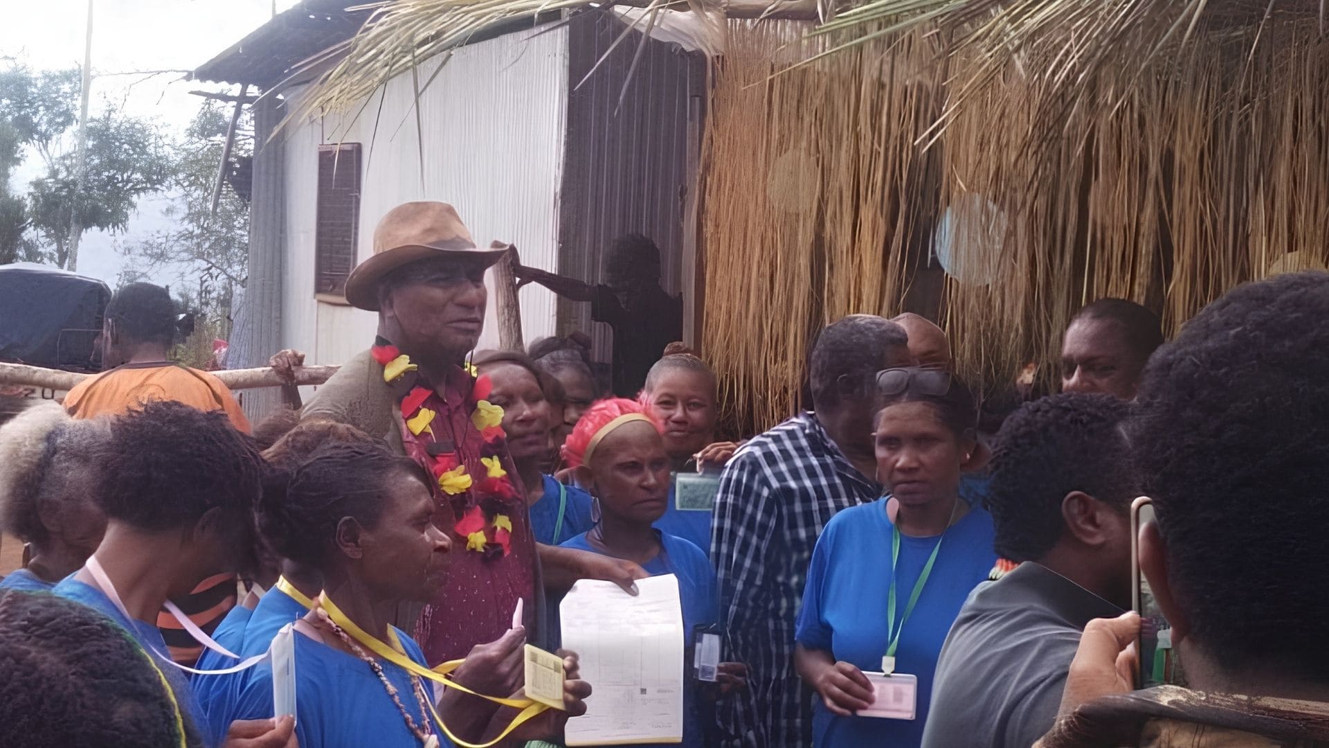 REMOTE KAIRUKU MOTHERS RECEIVE K10,000 SME GRANT