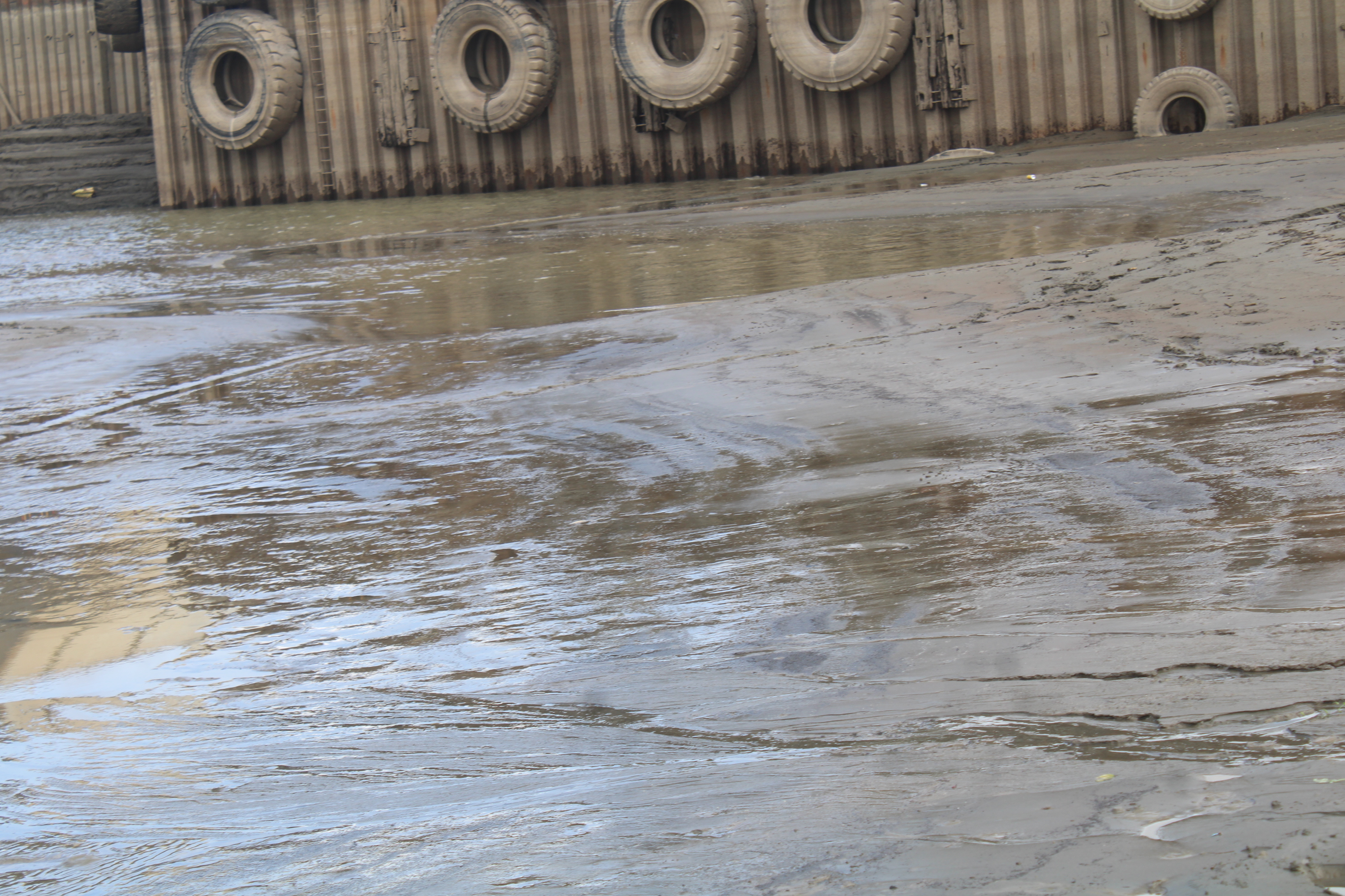 NORTH FLY FACES SERIOUS FOOD AND WATER SHORTAGES