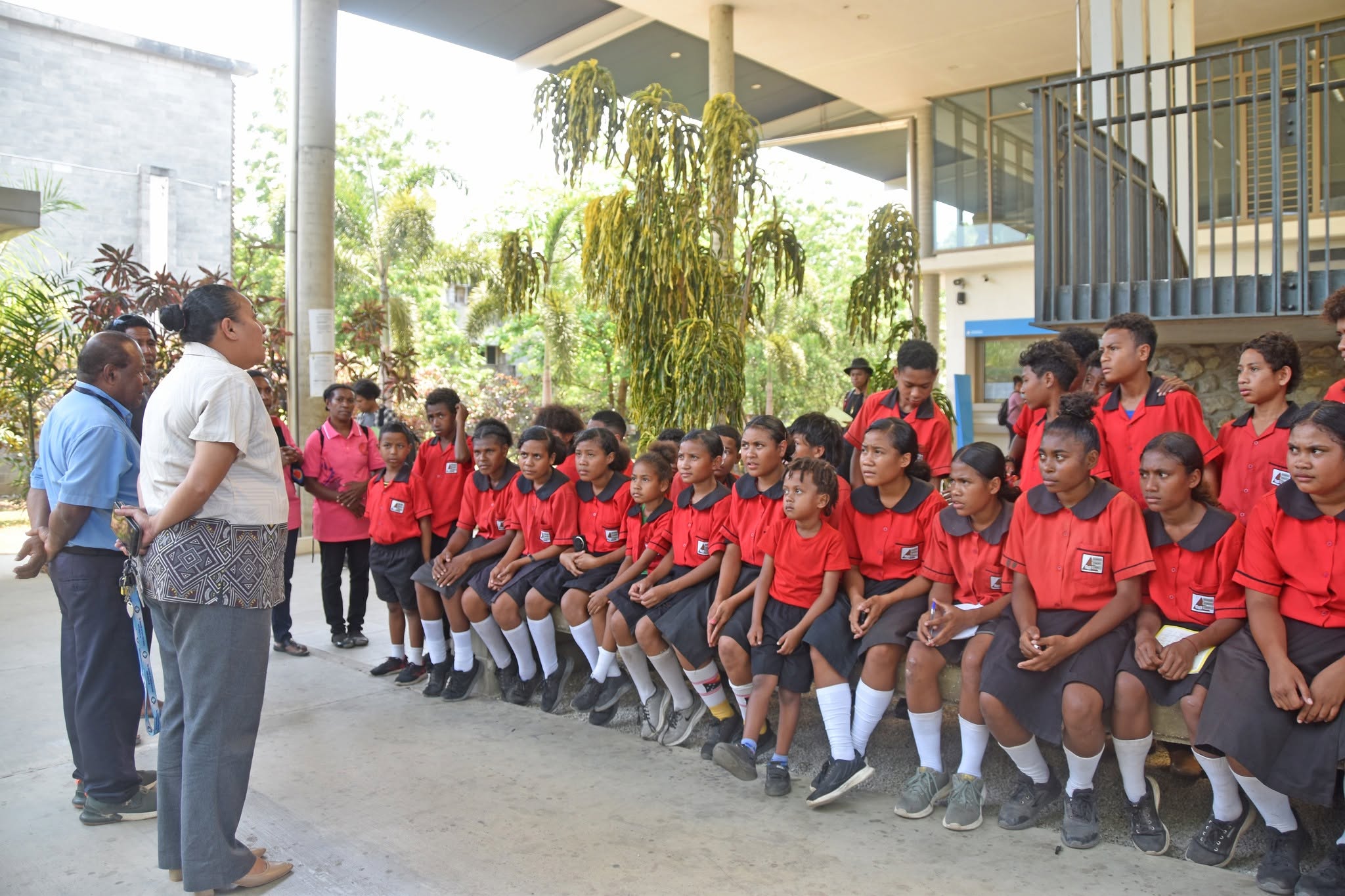 GALOMARUBU STUDENTS GET A GLIMPSE OF UNIVERSITY LIFE