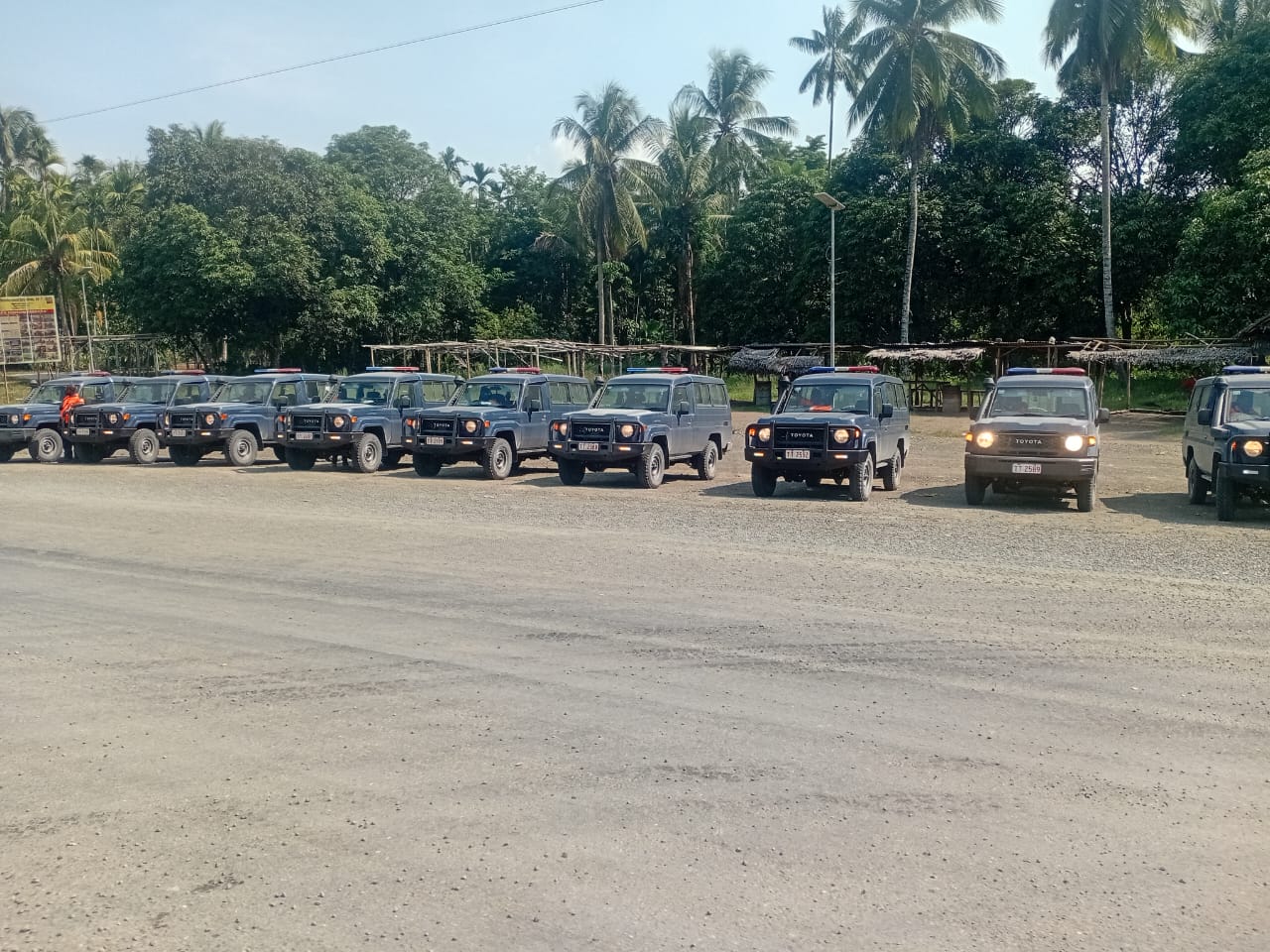 10 POLICE VEHICLES ARRIVE IN MADANG