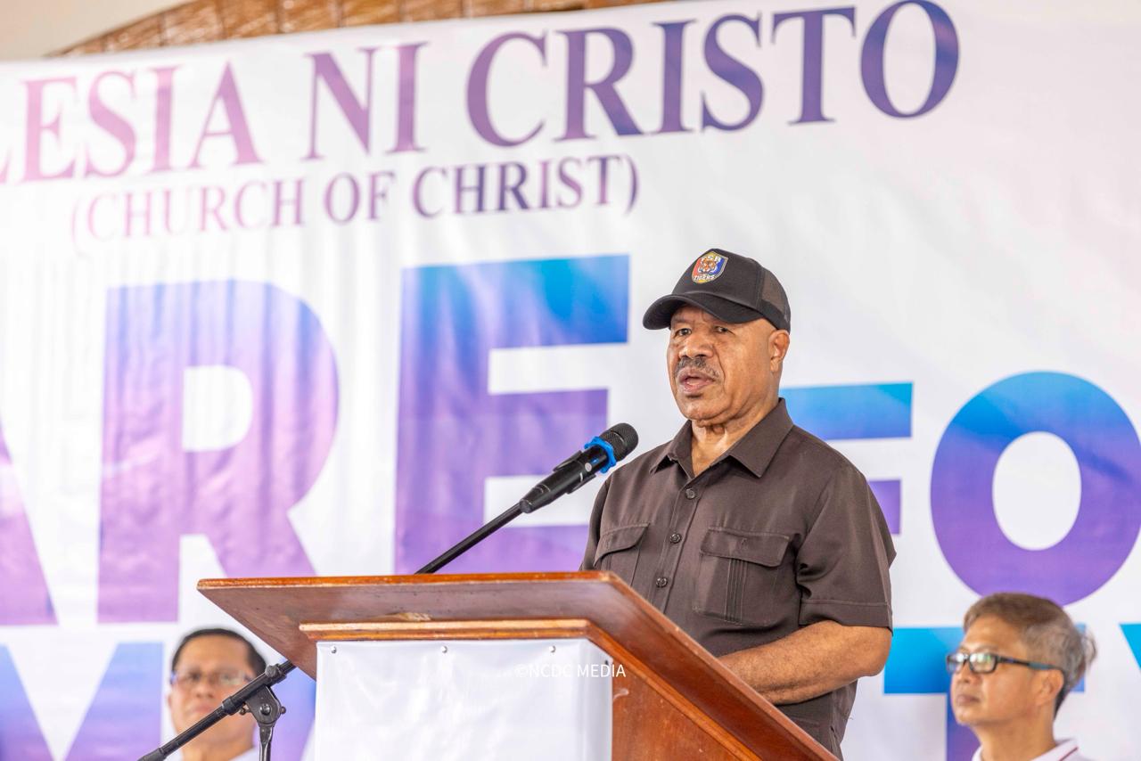POWES COMMENDS CHURCH FOR HUMANITARIAN AID